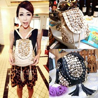C606#ALMOND,BLACK Member Price  Rp 209,000 Material  Pu leather Height  21cm Length  30cm Depth  15cm Weight  800g